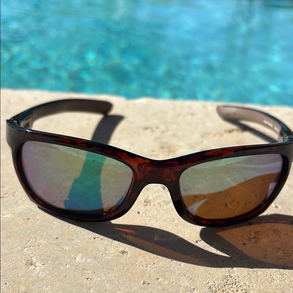 Unisex Costa sunglasses (Trevaly) Tortoise Shell Sunglasses minor scratches